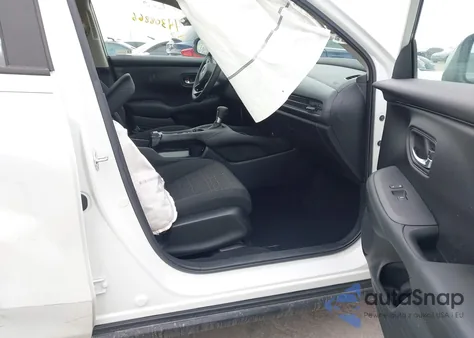 2024 Honda Hr-V Awd Lx z USA, uszkodzony, nr VIN 3CZRZ2H39RM719484